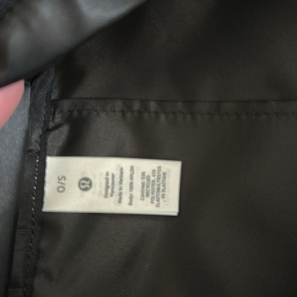 Lulu lemon backpack - Picture 3 of 3